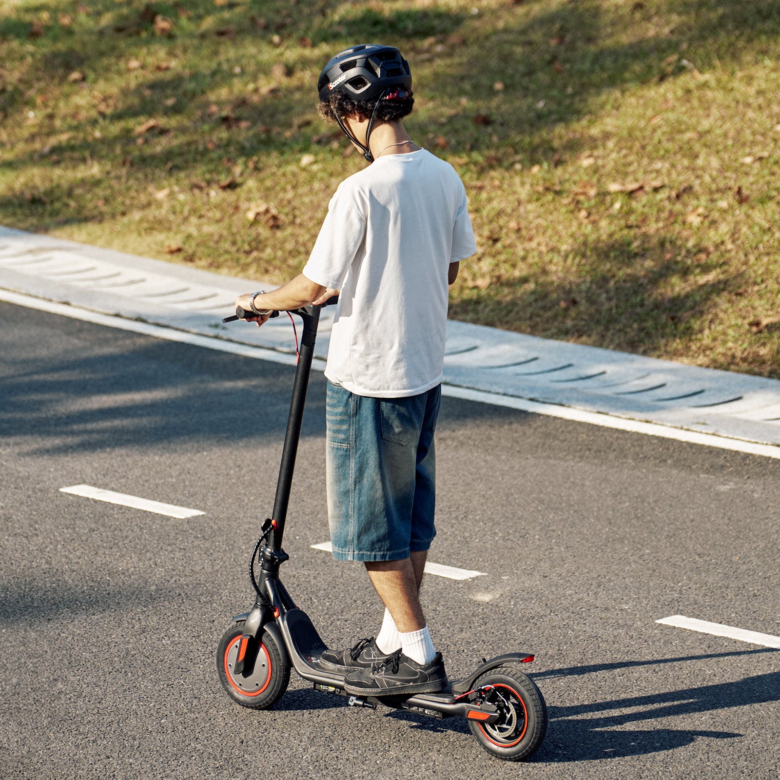 i9M Foldable Commuting Electric Scooter 500W